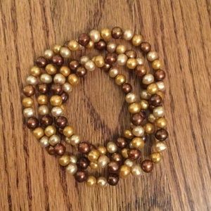 Cultured freshwater pearls